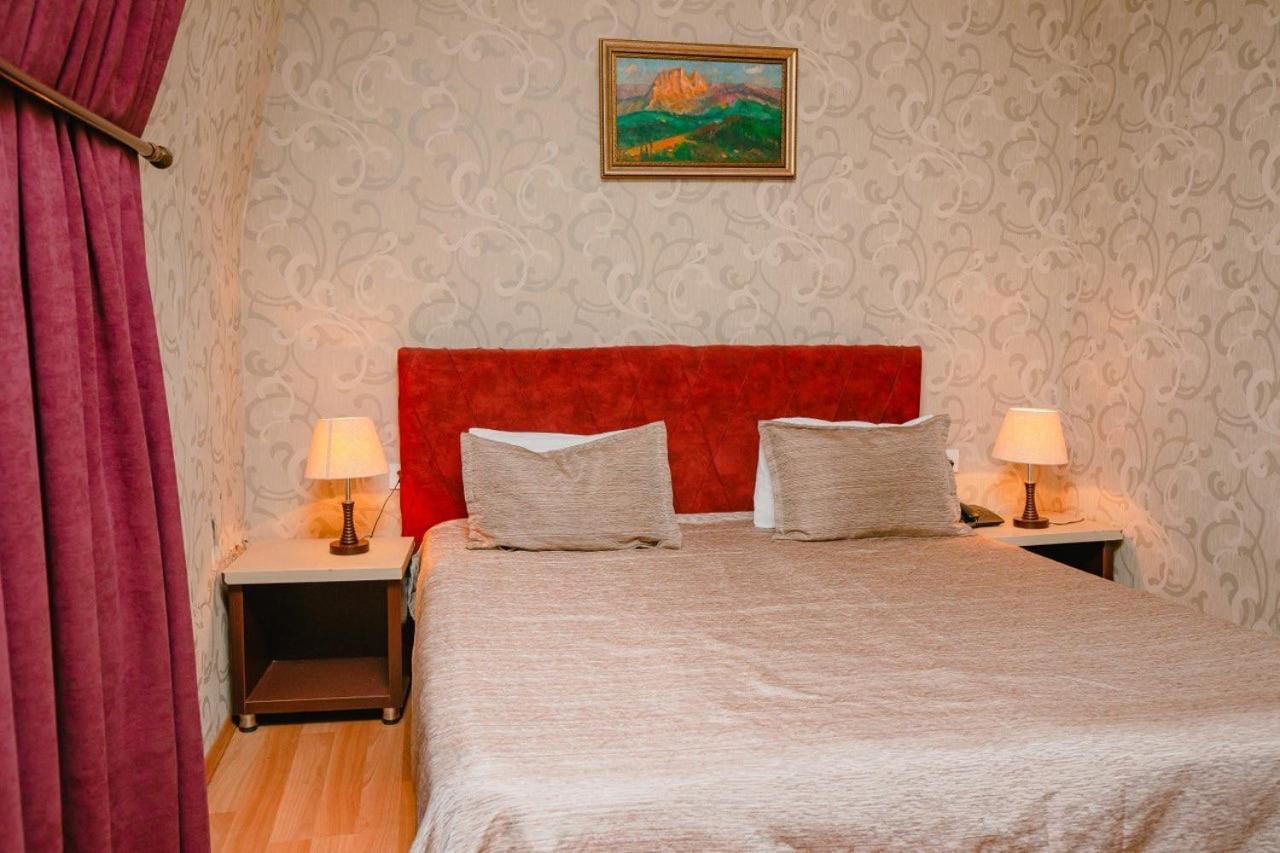 The Center Hotel Баку Екстериор снимка