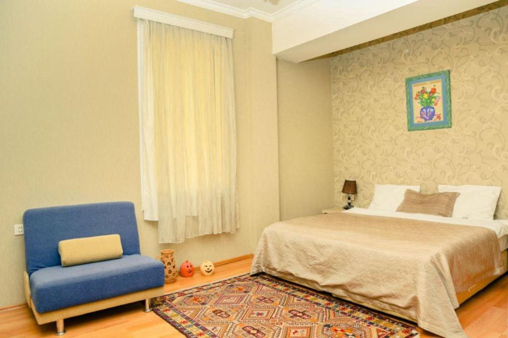 The Center Hotel Баку Екстериор снимка