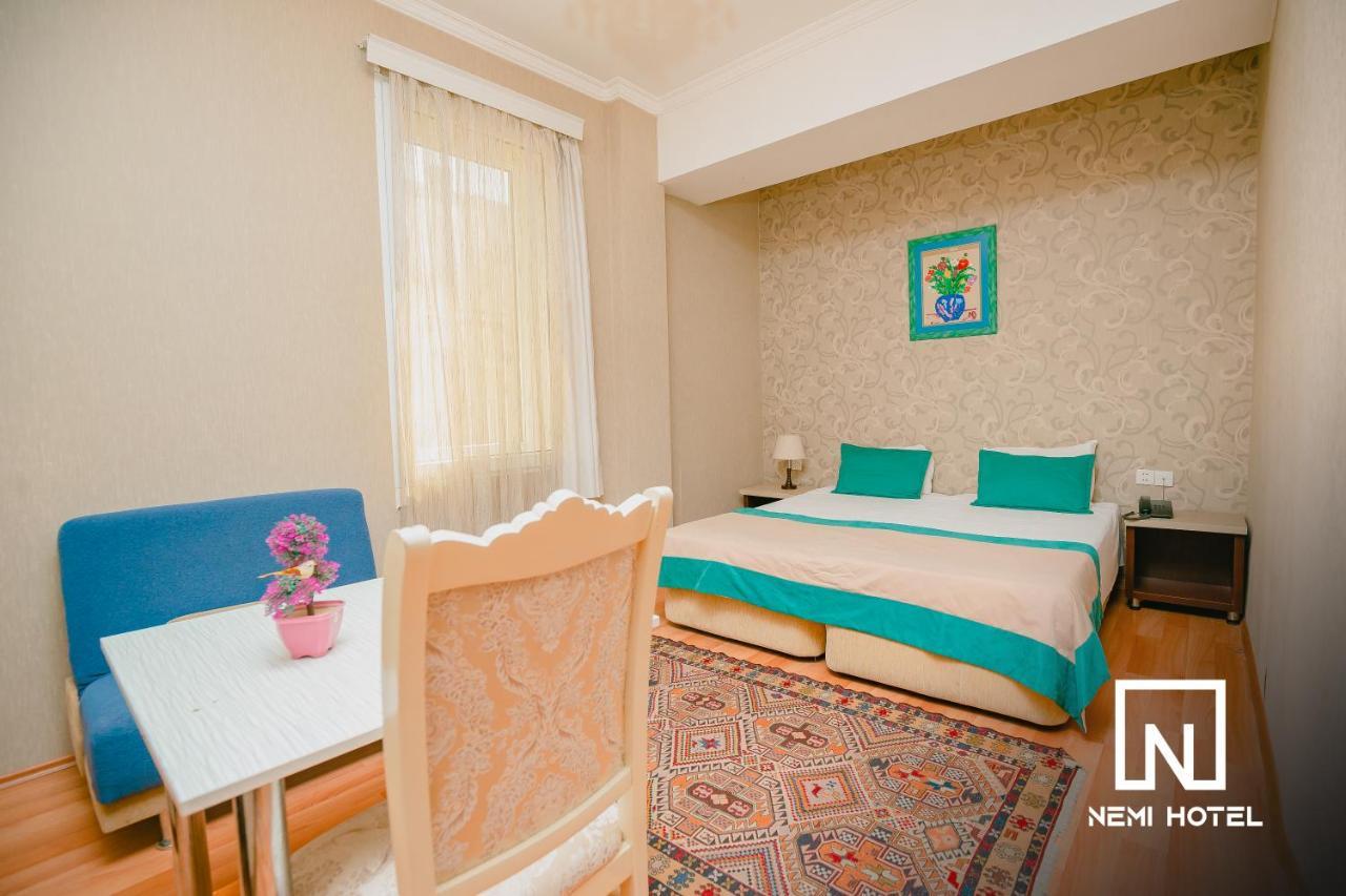 The Center Hotel Баку Екстериор снимка